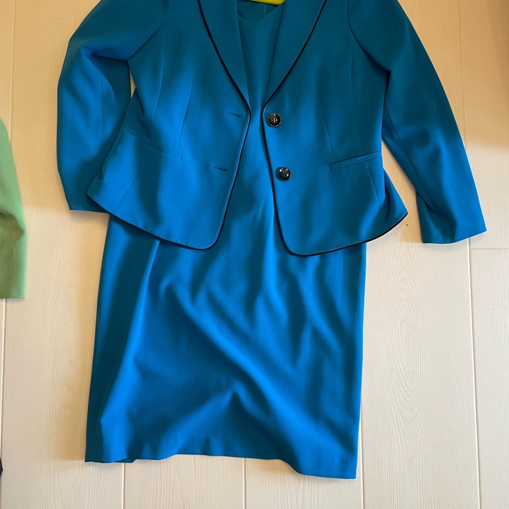 Jones Studio Blue Skirt Suit
